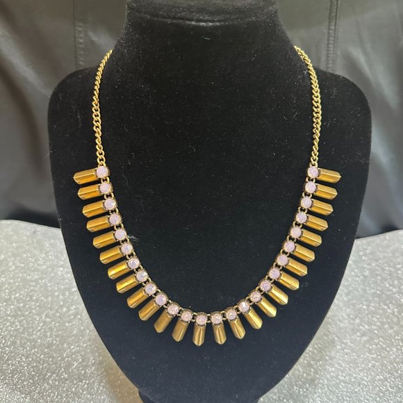 J. CREW Beautiful Gold Tone & Pink Crystal Statement Necklace - Picture 1 of 6